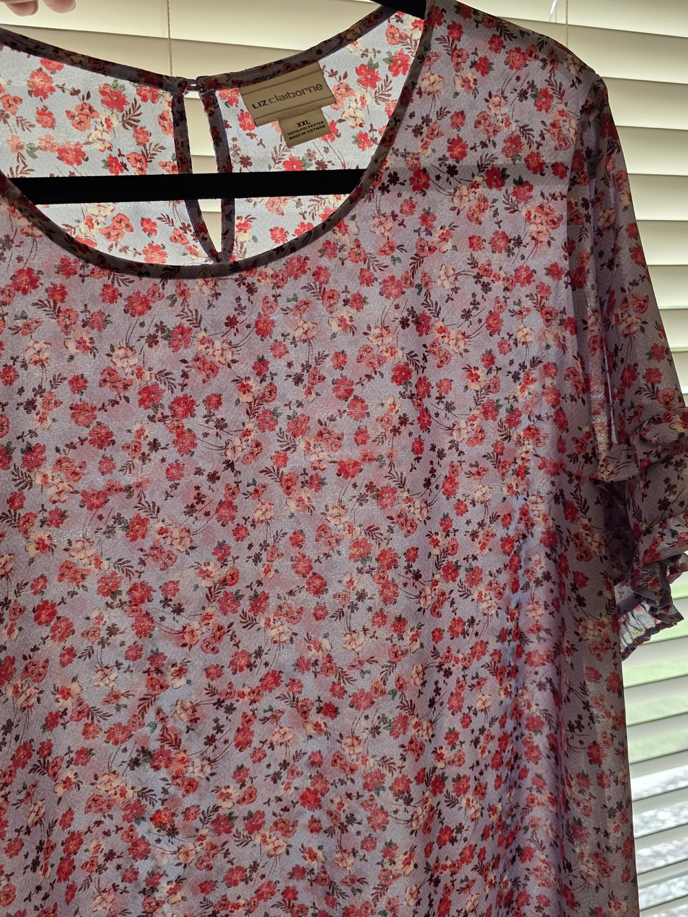 Liz Claiborne Light Blue Floral Ruffle Sleeve Top - Picture 6 of 6